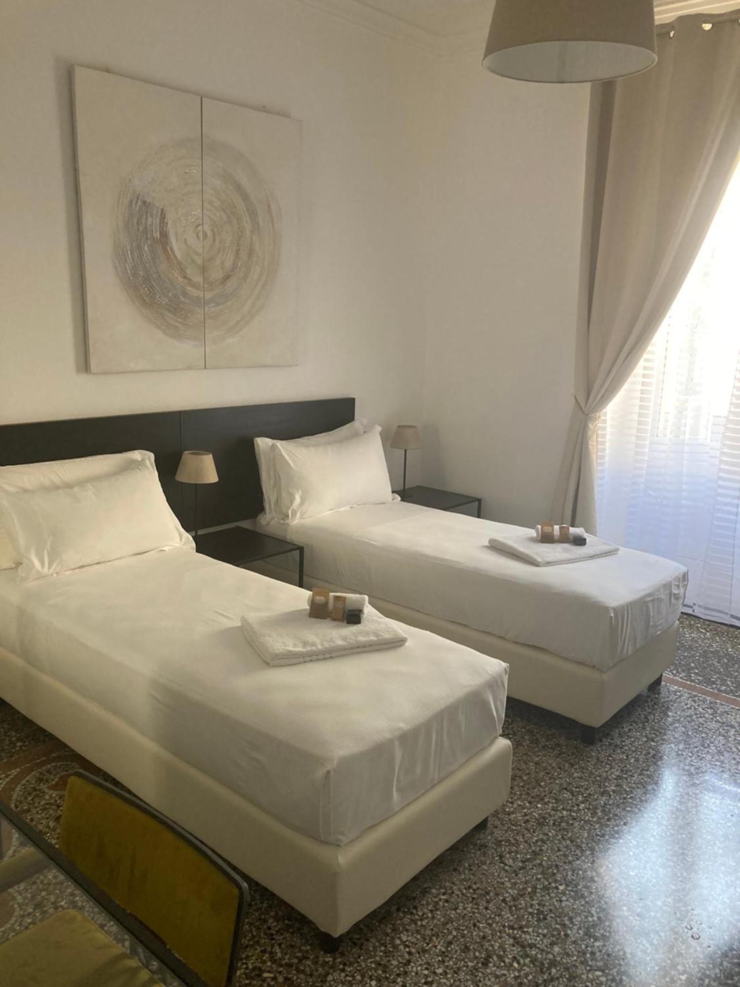 Brignole Rooms Genoa Ngoại thất bức ảnh