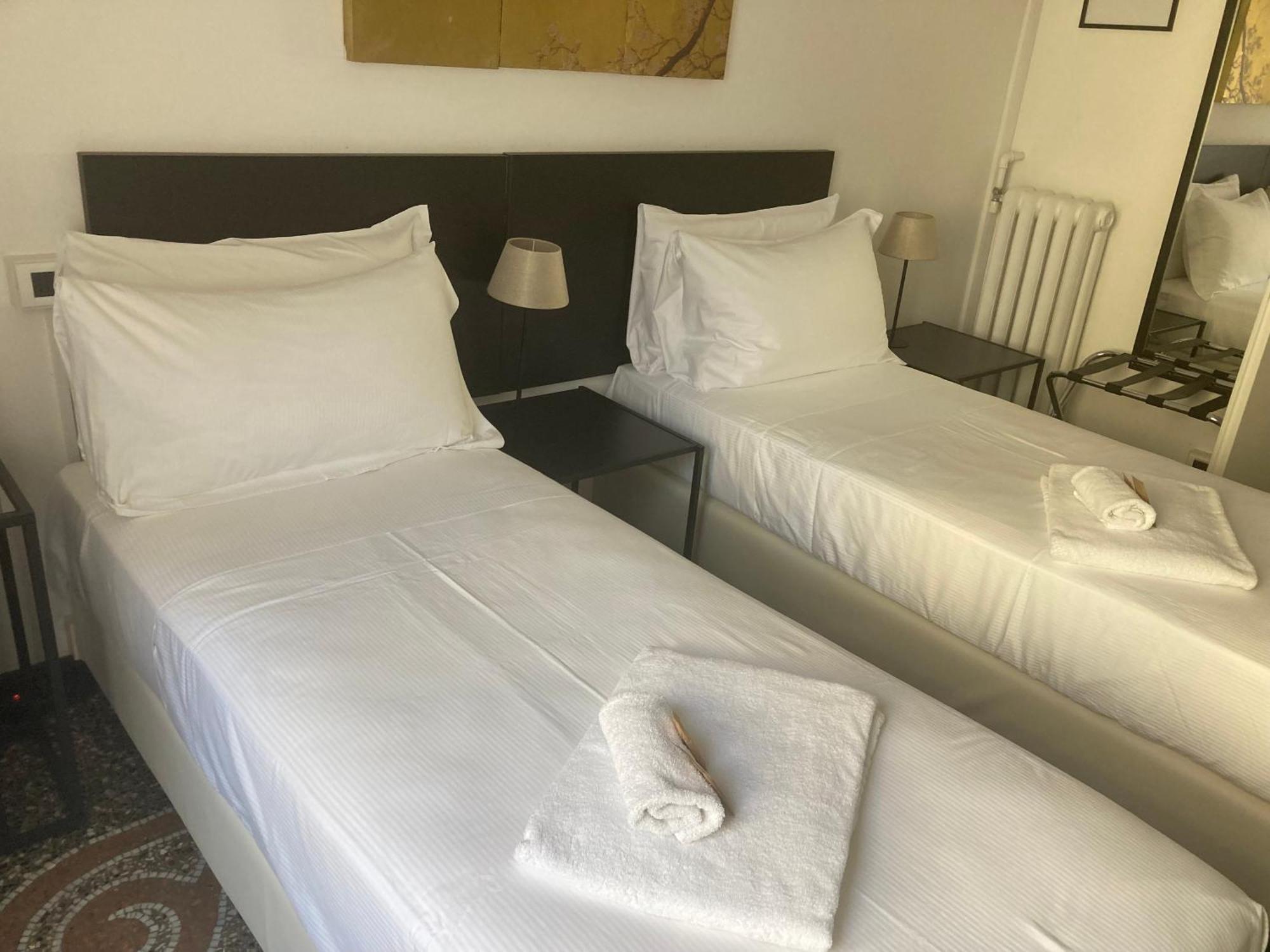 Brignole Rooms Genoa Ngoại thất bức ảnh